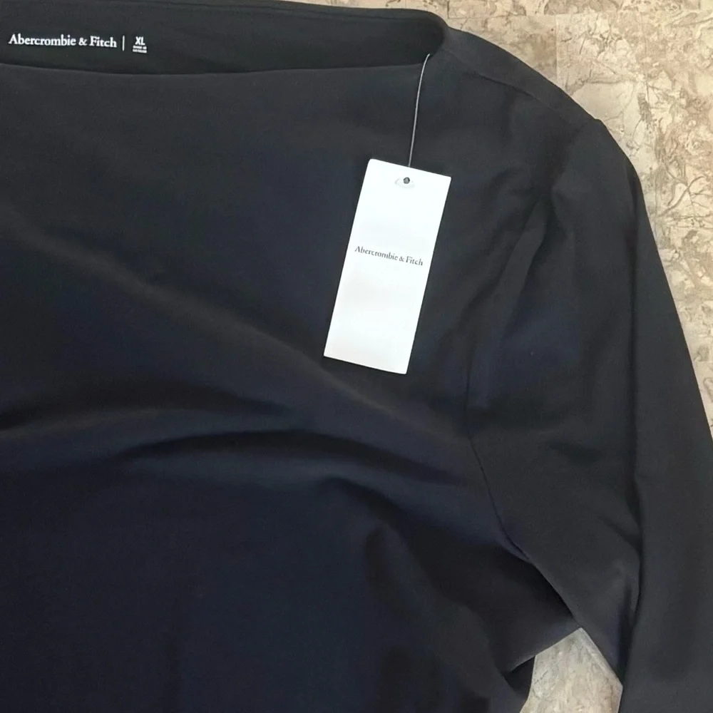 Abercrombie & Fitch Black Ruched Long Sleeve Bodysuit Size XL - Picture 9 of 9